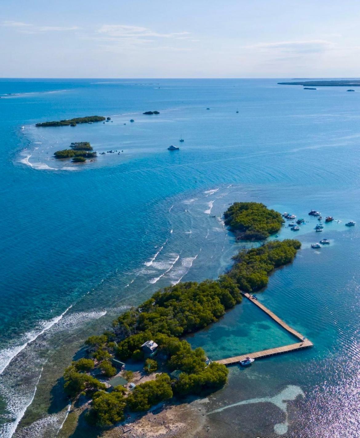 Combate El Carribe Paradise Cabo Rojo Esterno foto